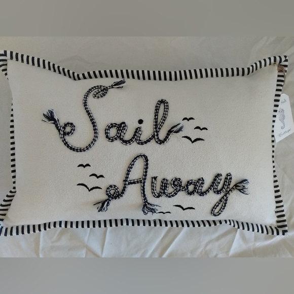 NEW Coastal Pillow Feather Navy Blue White Stripe Sail Preppy Boat Nautical - Picture 2 of 10